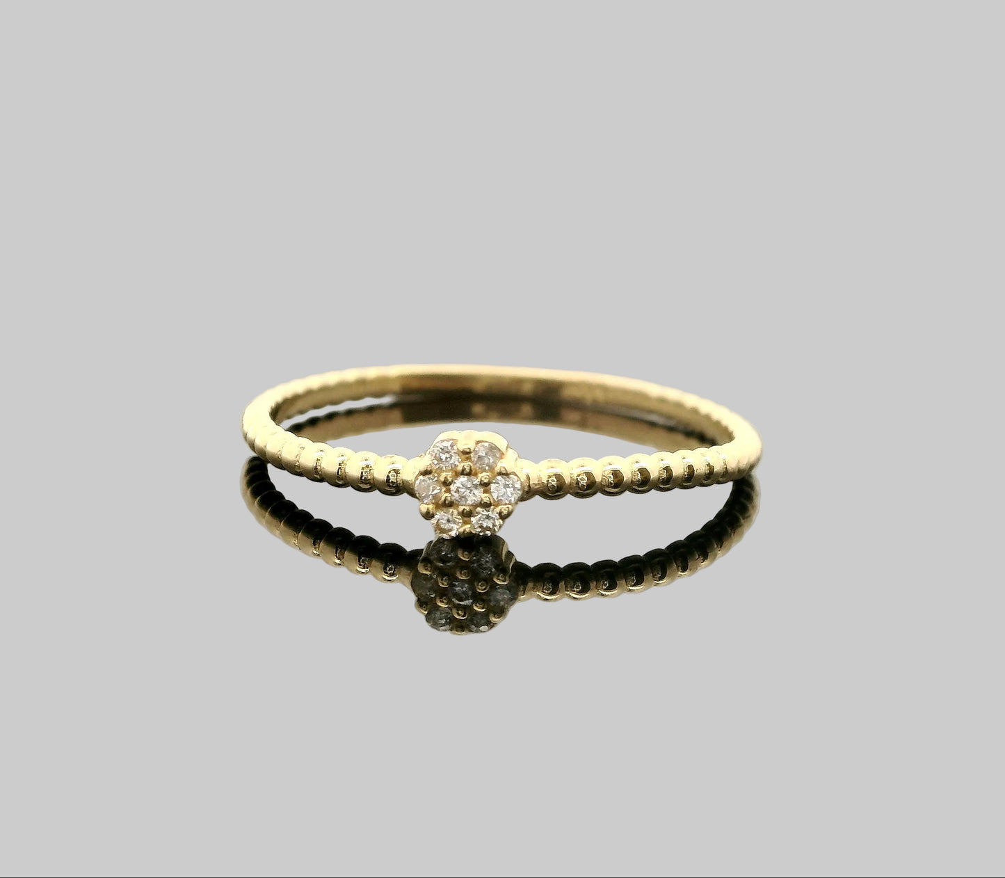 Anillo flor central