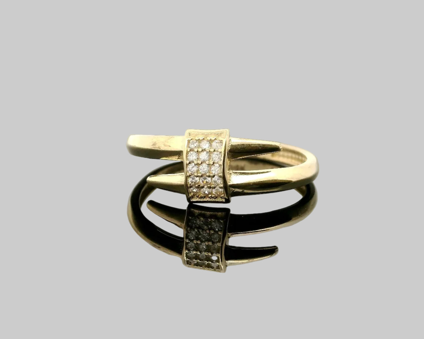 Anillo diseño cruzado