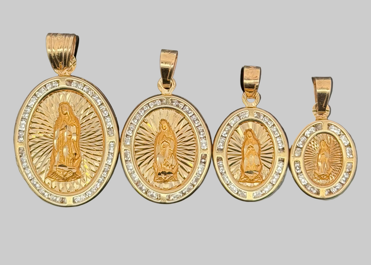 DIJE OVALADO VIRGEN DE GUADALUPE 14K