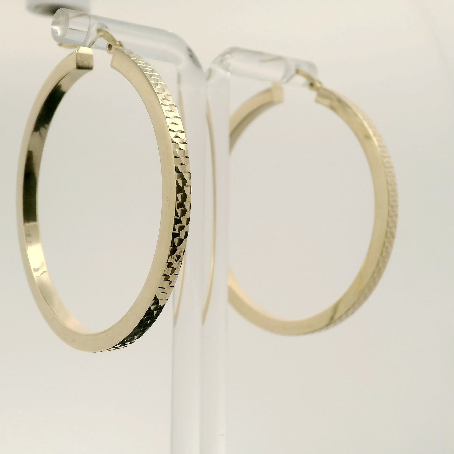 Arracadas de aro en oro