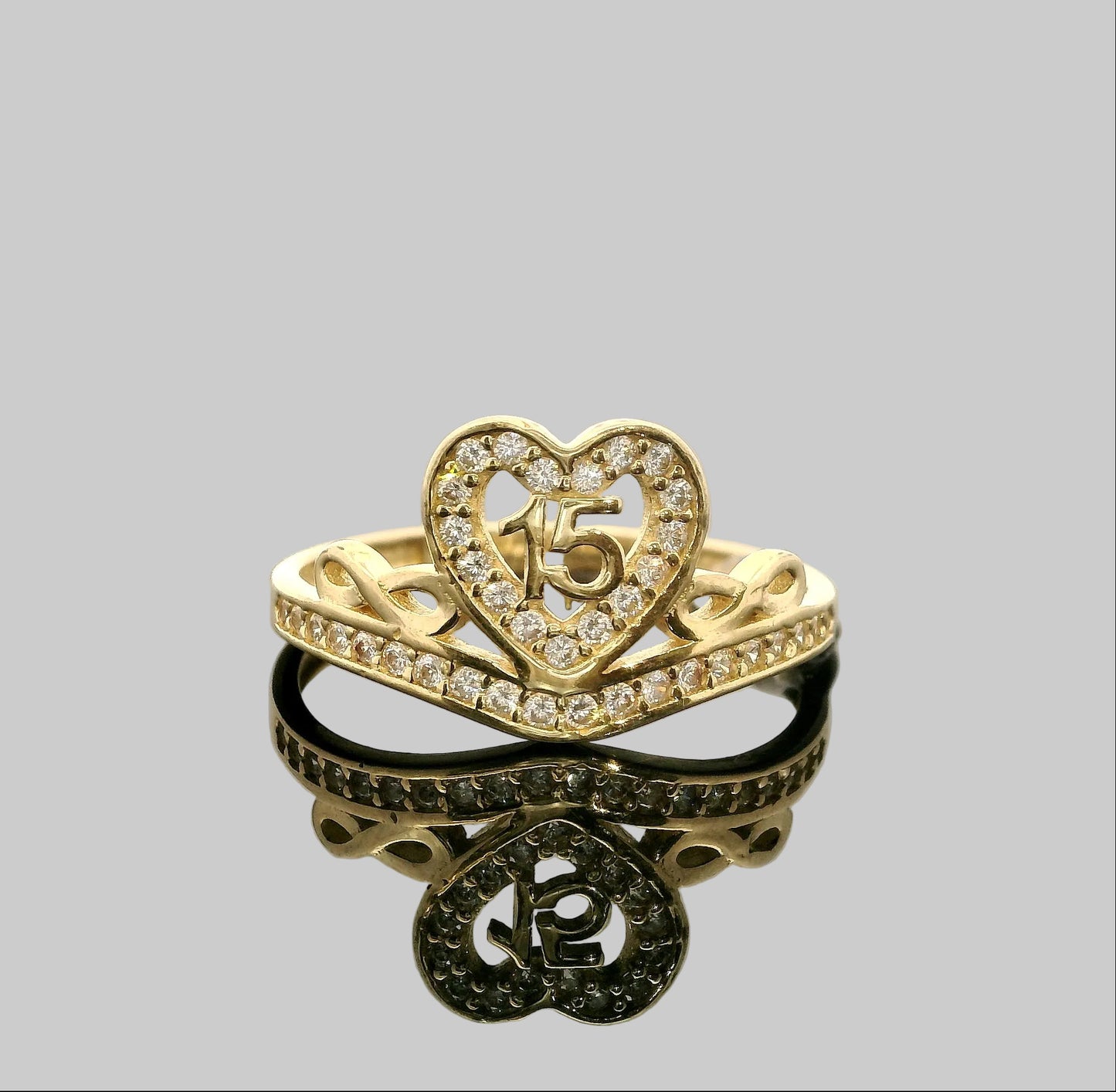 Anillo de quinceañera corazón 15