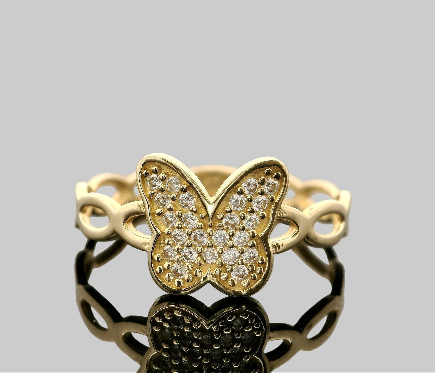 Anillo mariposa brillante