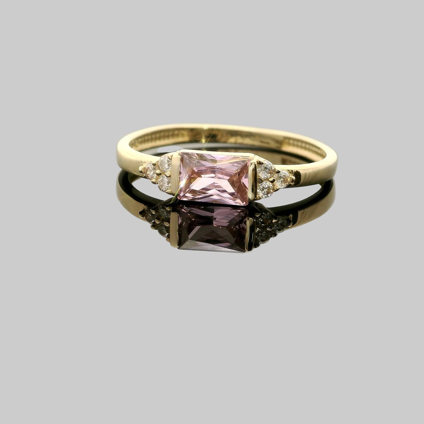 Anillo corte cuadrado