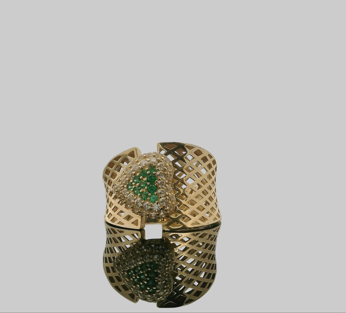 ANILLO DE CORAZÓN CON ZIRCONIAS 14K