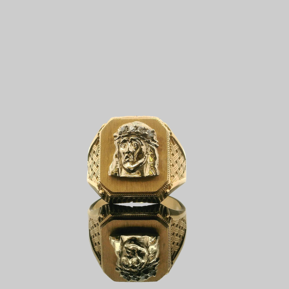 ANILLO PARA CABALLERO DE ORO CRISTO 14K
