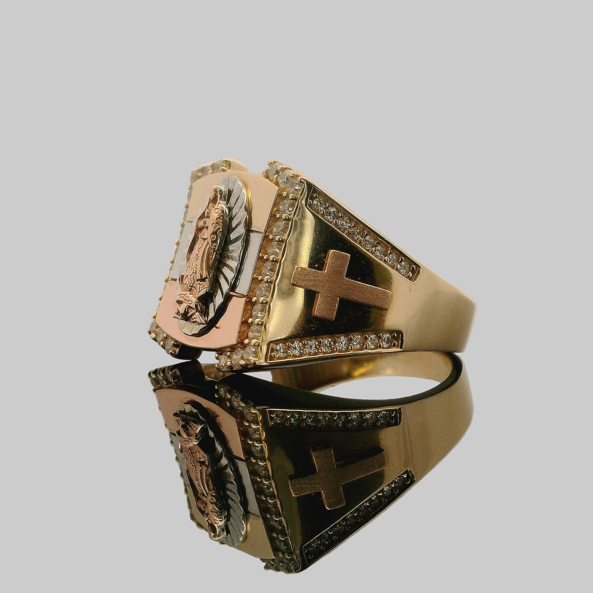 ANILLO VIRGEN DE GUADALUPE CON CRUCES Y PIEDRAS EN ORO 14K